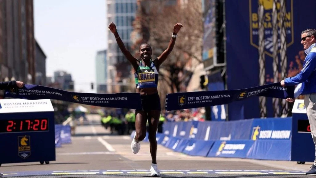 西甲积分榜：巴萨先赛获胜领先皇马4分，马竞两连败暂列第五